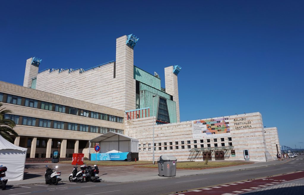Edificio del Palacio de Festivales de Cantabria, en Santander, sede del 14º Congreso Náutico