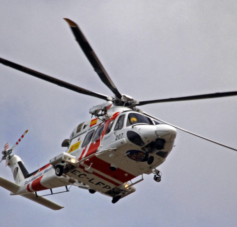 Helicóptero AW139 de Salvamento Marítimo en el aeropuerto de Palma